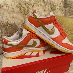 University gold dunks